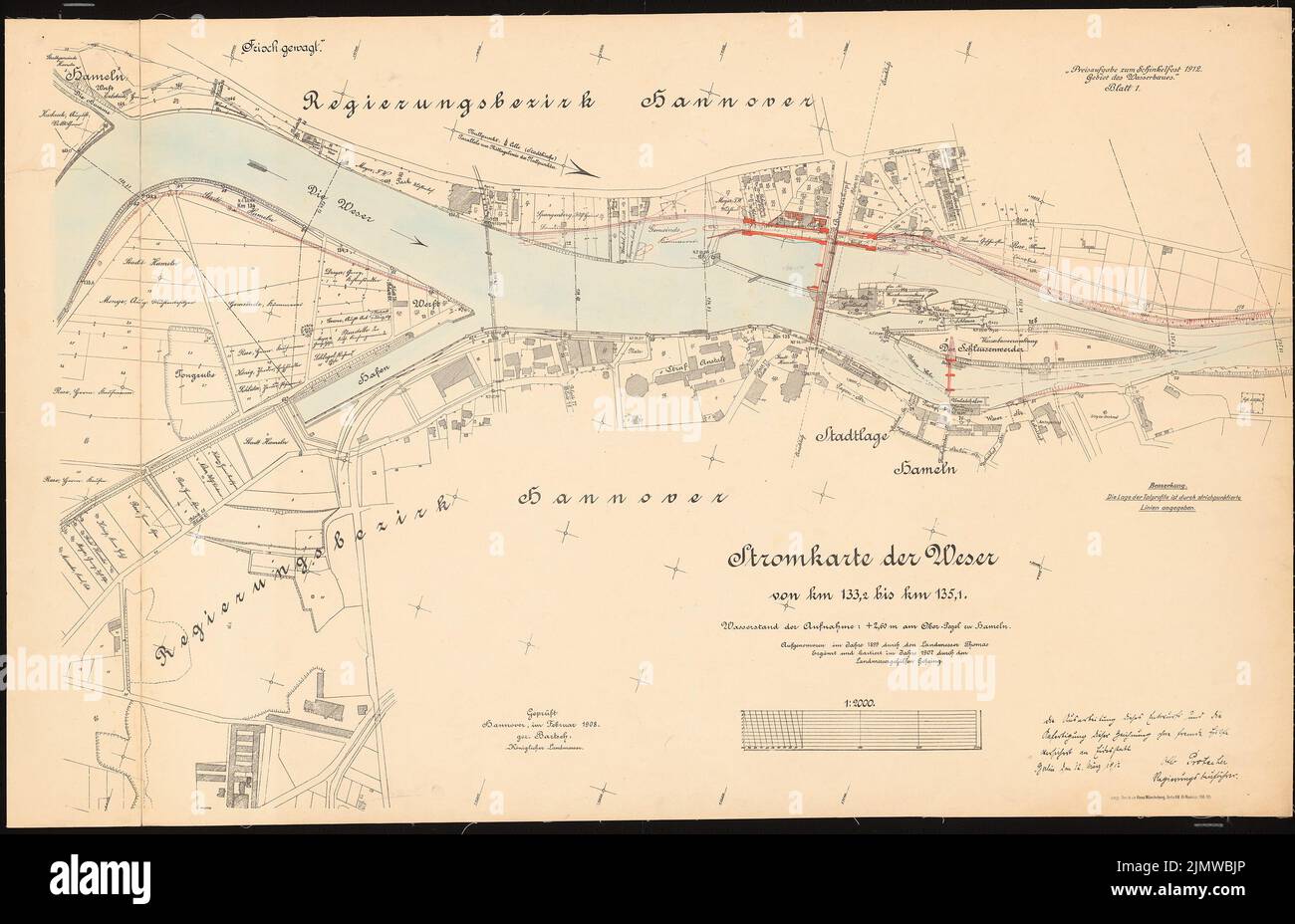 Protscher Otto, conversion des systèmes militaires et de écluse dans le Weser près de Hameln. Concours Schinkel 1912 (03/12/1912): Département 1: 2000. Encre, encre colorée sur pression sur carton, 71,5 x 110,9 cm (y compris les bords de balayage) Protscher Otto : Umbau der Wehr- und Schleusenanlagen in der Weser BEI Hameln. Schinkelwettbewerb 1912 Banque D'Images