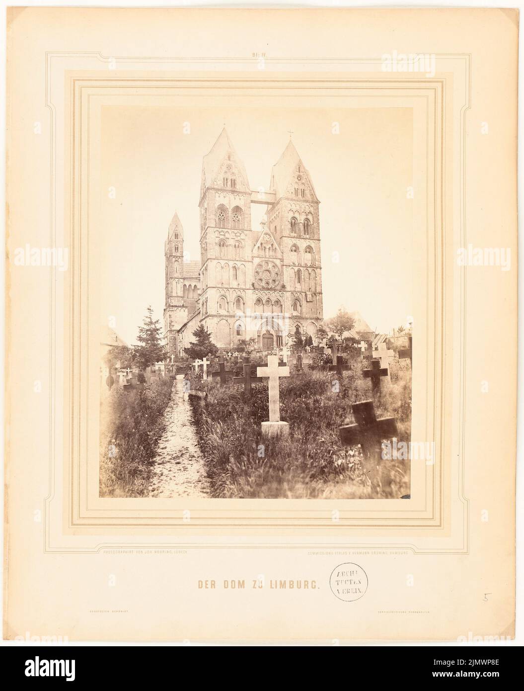 Nöhring Johannes (1834-1913), photographies de monuments médiévaux d'Allemagne (sans date): Vue. Photo sur carton, 55,4 x 45 cm (y compris les bords de numérisation) N.N. : Limburger Dom Banque D'Images