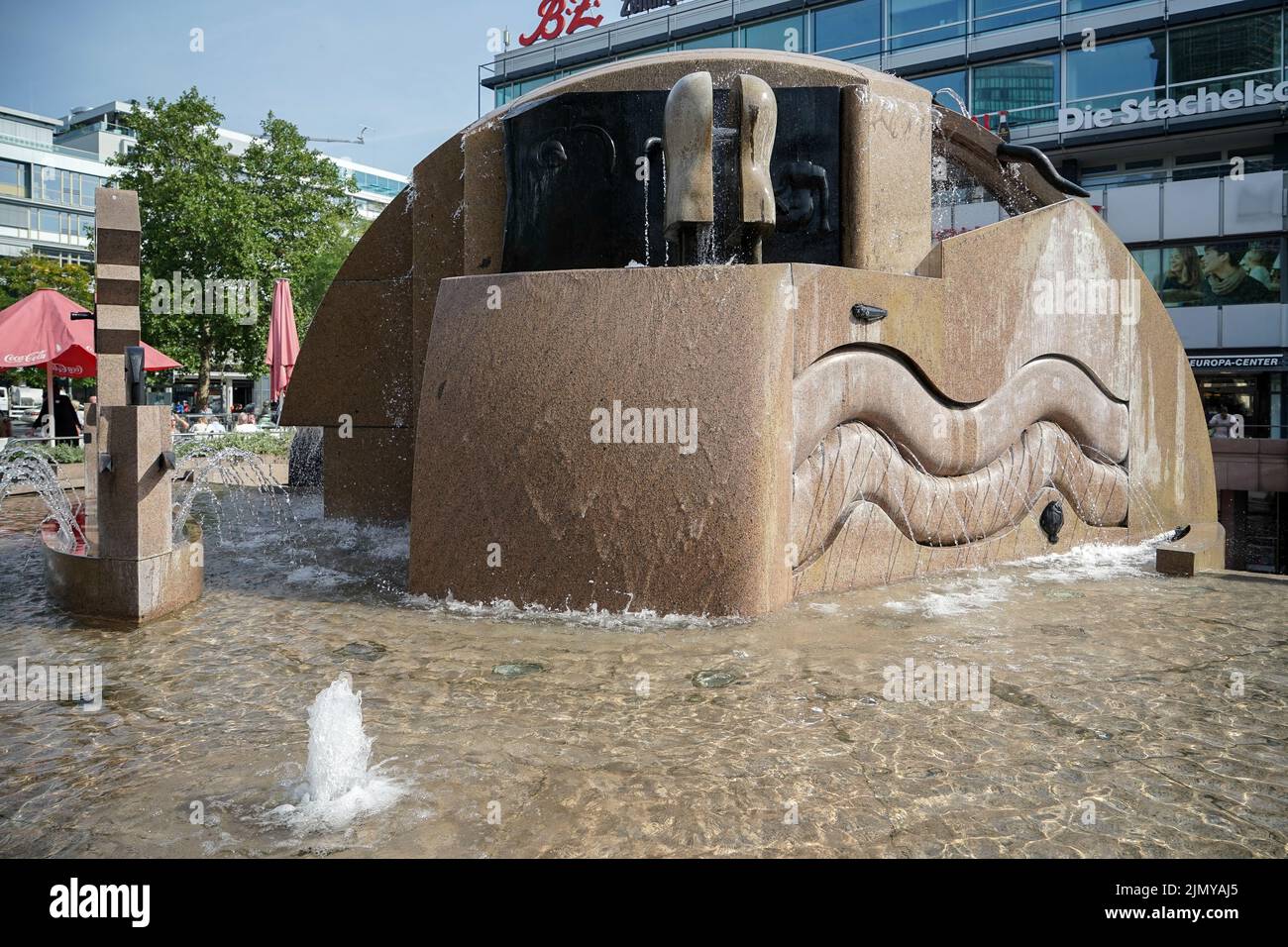 Berlin, Allemagne, 2014. J Schmettan fontaine de globe à Berlin Banque D'Images