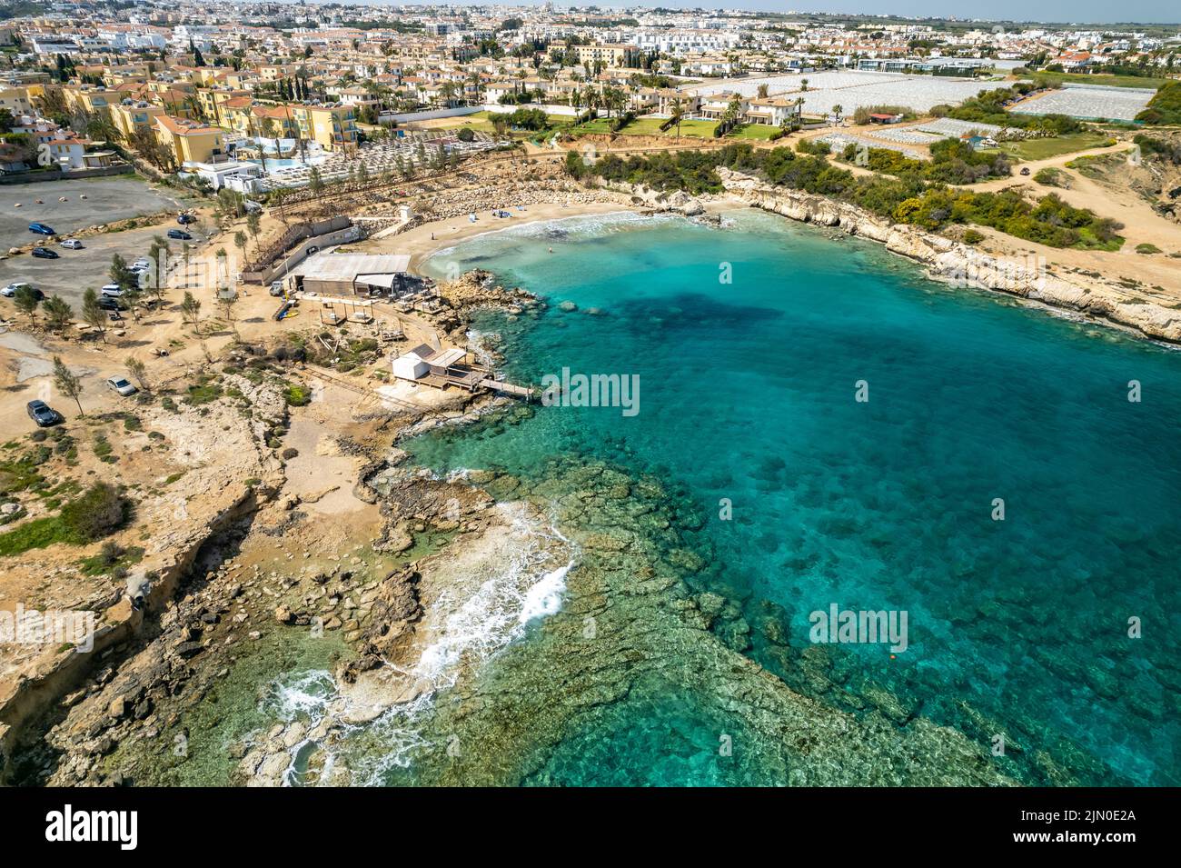 Agia Triada Beach oder Trinity Beach aus der Luft gesehen, Paralimni, Zypern, Europa | Vrissiana et Protaras Beach hôtels vus d'en haut, Paralim Banque D'Images