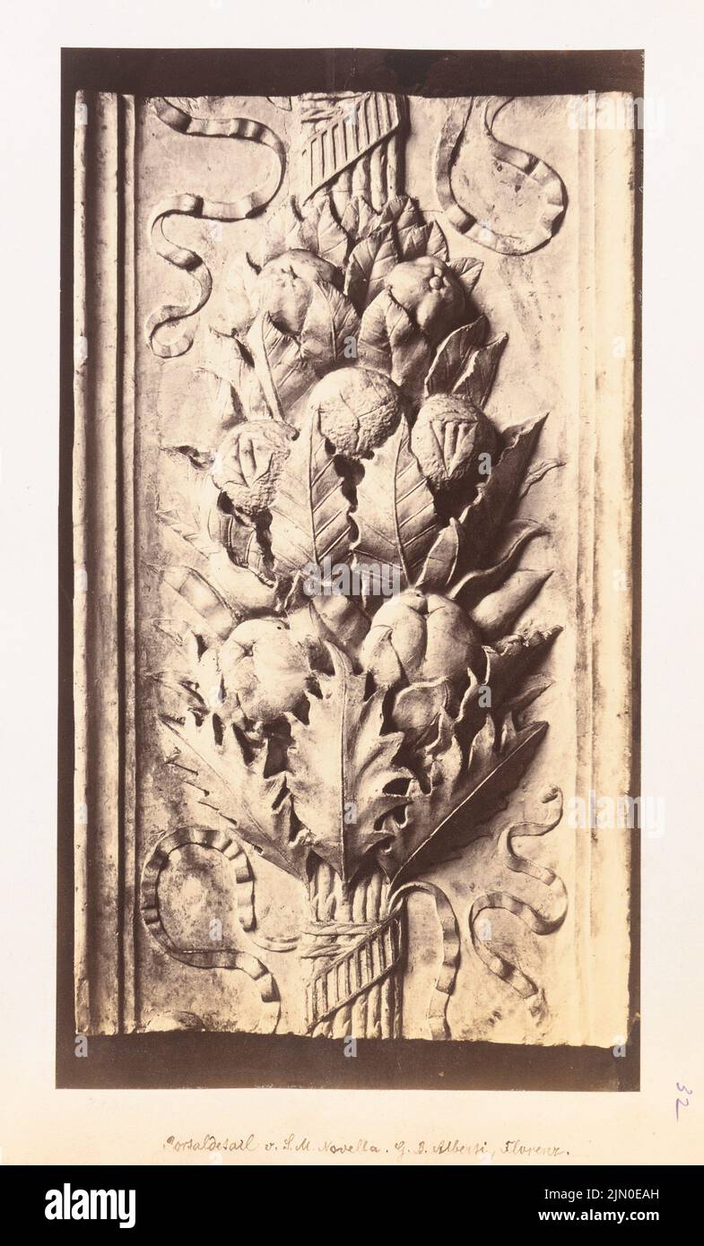 Photographe inconnu, S. Maria Novella à Florence (sans dat.): Détail portail. Photo sur carton, 27 x 16,3 cm (y compris les bords de numérisation) N.N. : S. Maria Novella, Florenz Banque D'Images