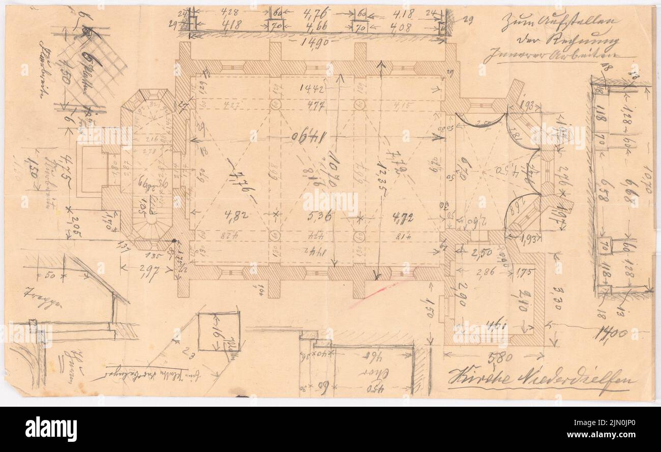 Klomp Johannes Franziskus (1865-1946), Eglise Herz-Jesu, Niederdielfen (1901-1903): Plan d'étage 1: 100. Crayon sur le papier, 22,7 x 36,9 cm (y compris les bords de balayage) Klomp Johannes Franziskus (1865-1946): Herz-Jesu-Kirche, Niederdielfen Banque D'Images