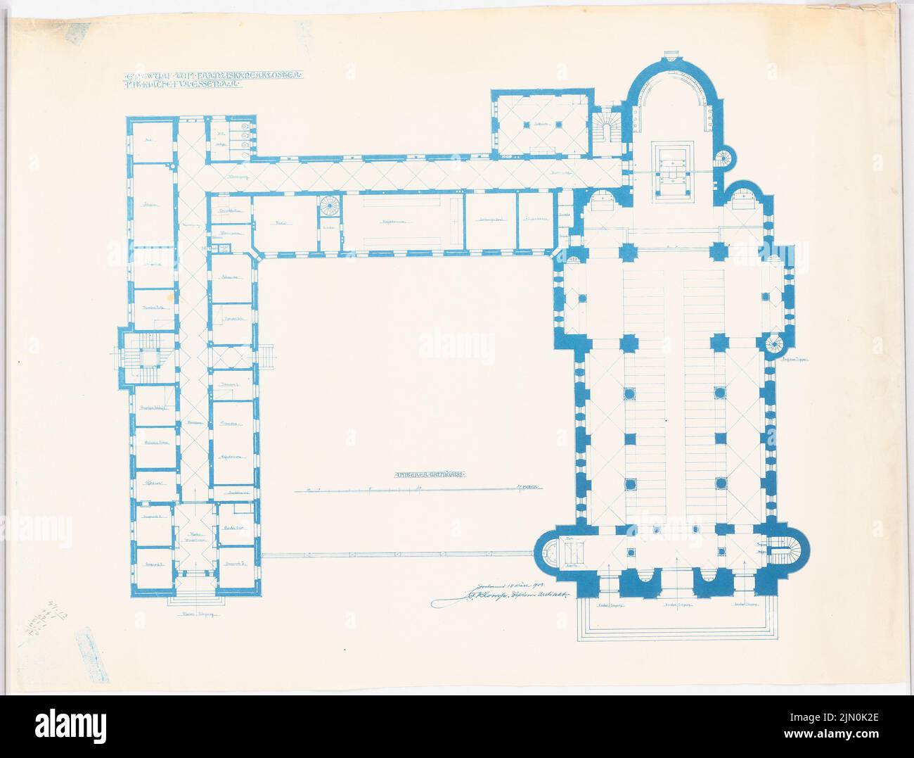 Klomp Johannes Franziskus (1865-1946), monastère franciscain et Heilig Kreuz, Essen (18 mars 1903) : plan du rez-de-chaussée 1 : 100 (projet de 6th). Photocalque sur papier, 67,7 x 89,1 cm (y compris les bords de balayage) Klomp Johannes Franziskus (1865-1946): Franziskanerkloster und Heilig Kreuz, Essen Banque D'Images