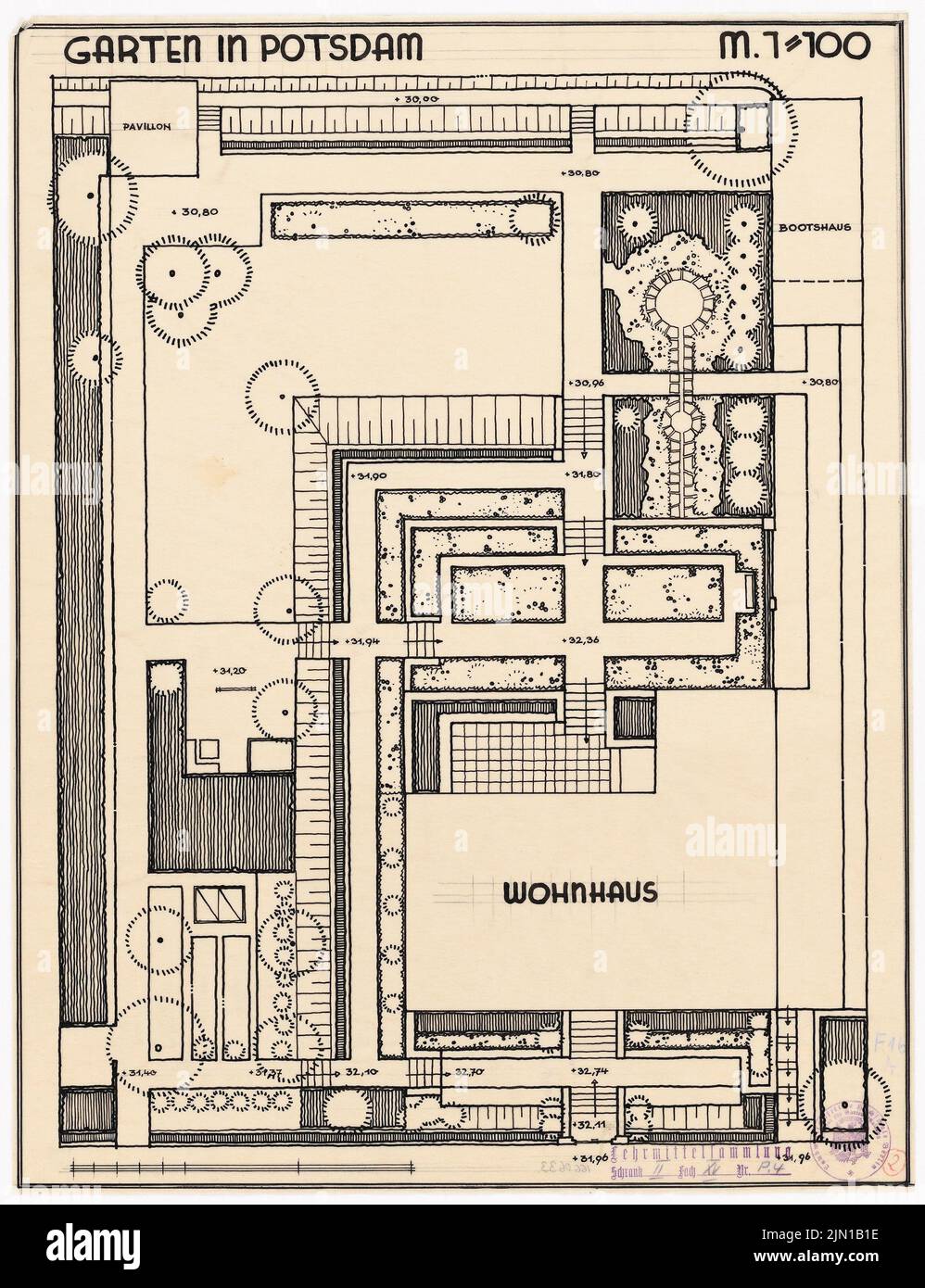 Architecte inconnu, jardin privé, Potsdam (sans date): Plan du site, échelle 1: 100. Encre sur transparent, 53 x 40,7 cm (y compris les bords de numérisation) N. : Privatgarten, Potsdam Banque D'Images