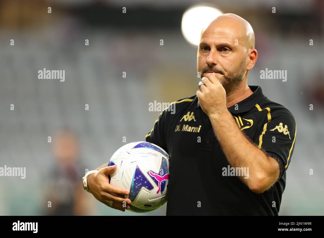 Turin, Italie, le 6th août 2022. Stefano Di Benedetto l'entraîneur en chef du FC de Palerme regarde pendant l'échauffement avant le match de Coppa Italia au Stadio Grande Torino, Turin. Le crédit photo devrait se lire: Jonathan Moscrop / Sportimage Banque D'Images