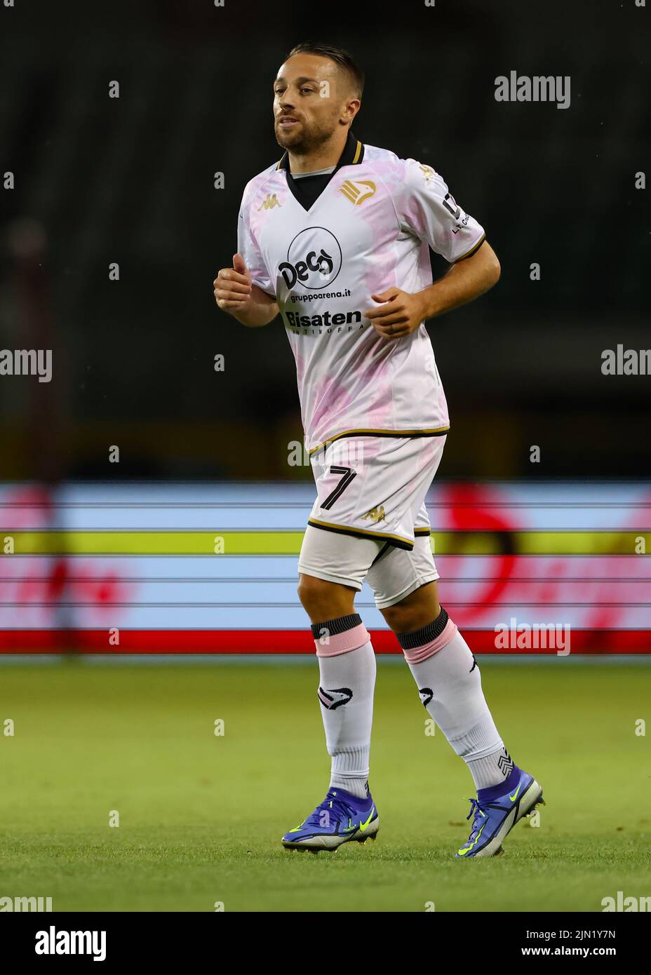 Turin, Italie, le 6th août 2022. Roberto Floriano du FC de Palerme pendant le match de Coppa Italia au Stadio Grande Torino, Turin. Le crédit photo devrait se lire: Jonathan Moscrop / Sportimage Banque D'Images