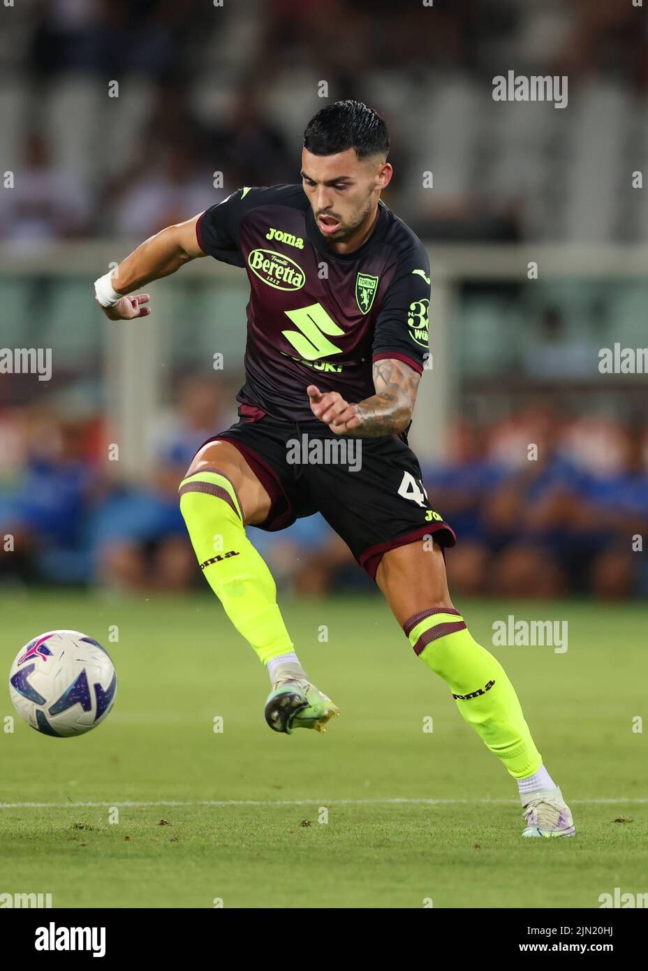 Turin, Italie, le 6th août 2022. Nemanja Radonjic du FC de Turin pendant le match de Coppa Italia au Stadio Grande Torino, Turin. Le crédit photo devrait se lire: Jonathan Moscrop / Sportimage Banque D'Images