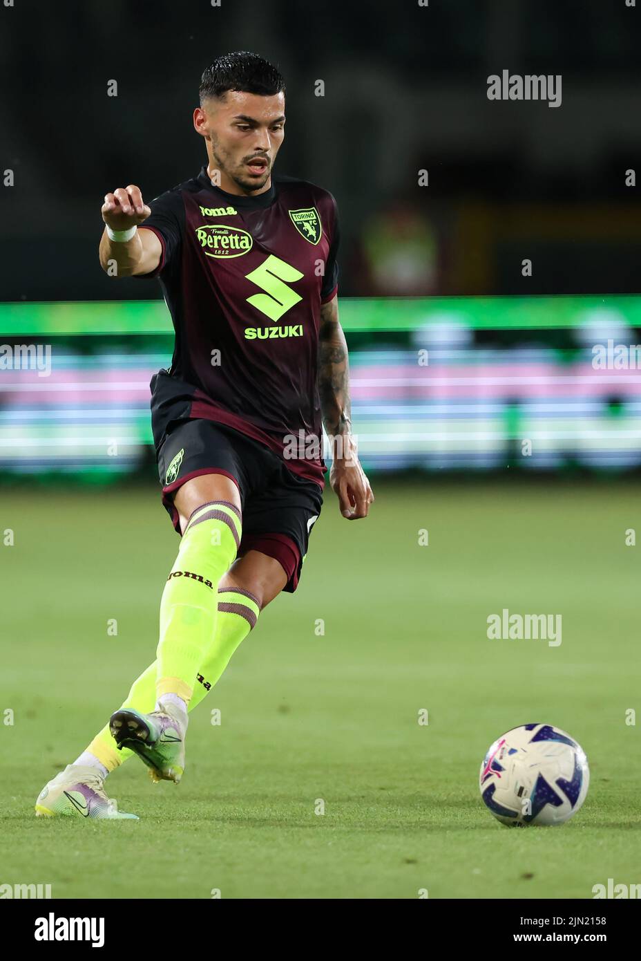 Turin, Italie, le 6th août 2022. Nemanja Radonjic du FC de Turin pendant le match de Coppa Italia au Stadio Grande Torino, Turin. Le crédit photo devrait se lire: Jonathan Moscrop / Sportimage Banque D'Images