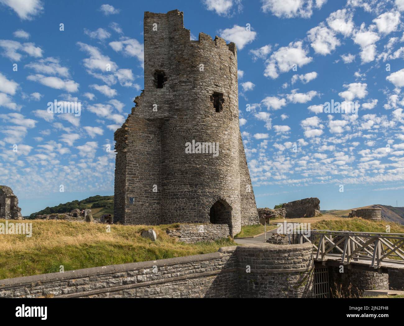 Vestiges de la porte nord de la tour au château d'Aberystwyth, une forteresse édouardienne classée de catégorie I, située dans la ville balnéaire d'Aberystwyth, au pays de Galles. Banque D'Images