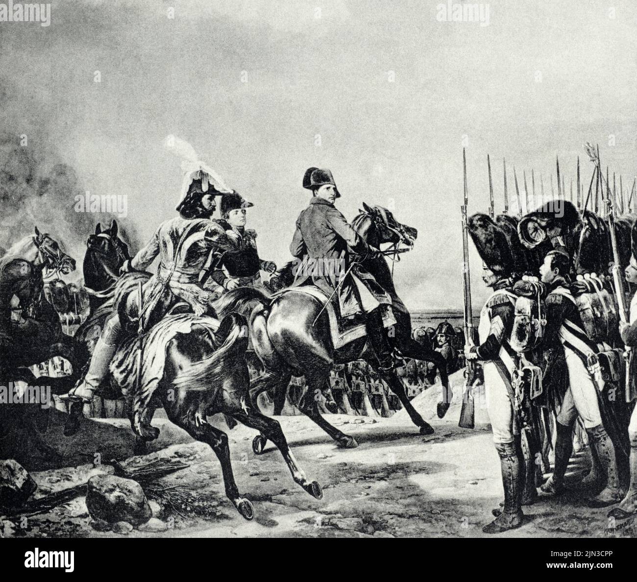 Un verson noir et blanc d'Horace Vernets peinture de Napoléon à la bataille de Jena, 14/10/1806, où la France a remporté une victoire décisive sur les Prussiens. Napoléon, monté, réprimande un soldat enthousiaste de la Garde impériale. Tiré de la carte postale c.1910s. Banque D'Images