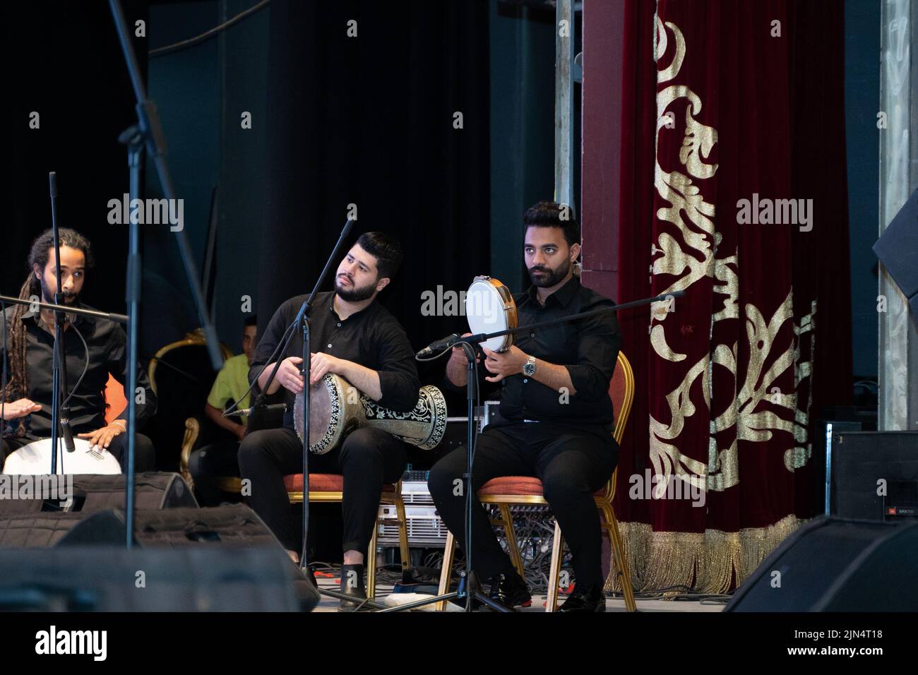 Une vue des musiciens jouant sur scène pendant un événement médical à l'opéra d'Alexandrie Banque D'Images