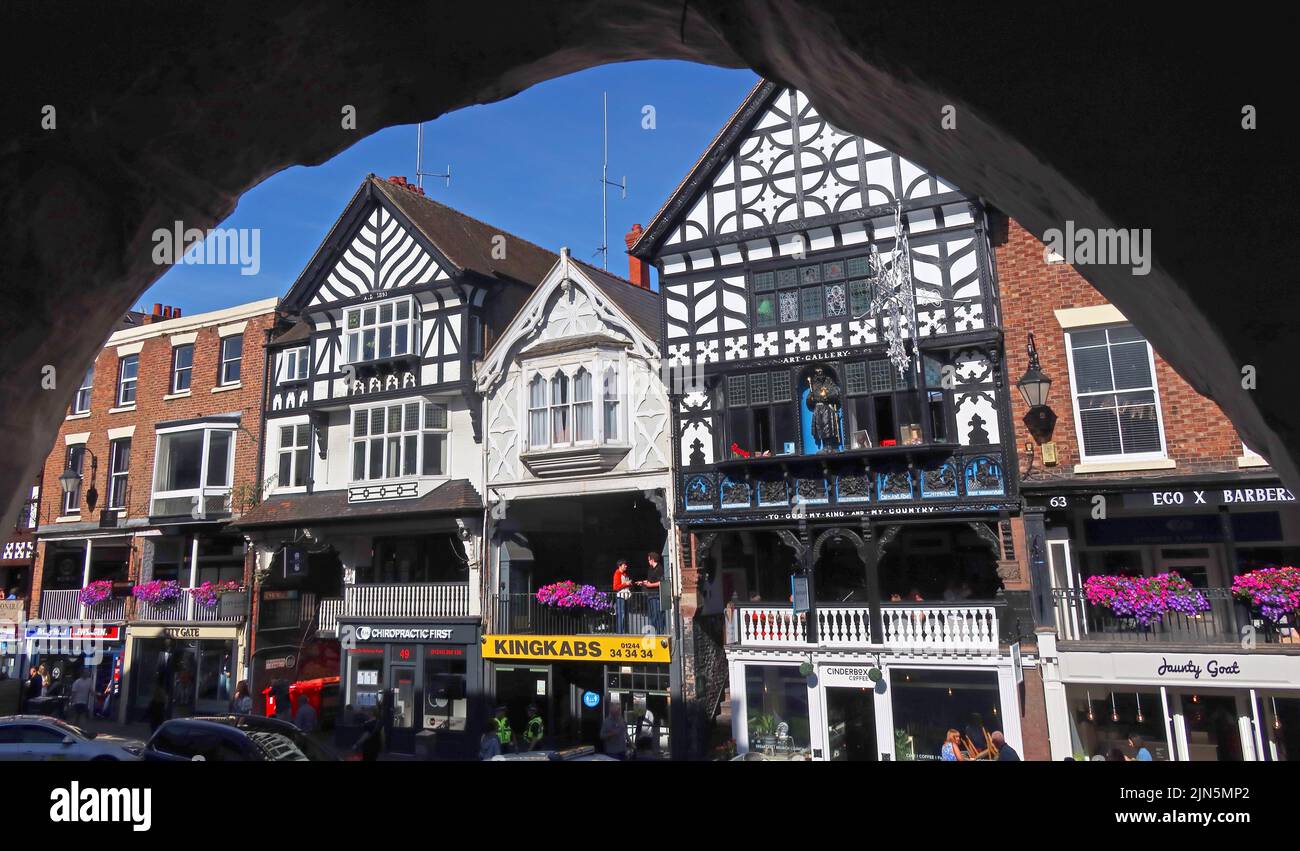 Boutiques de Bridge Street, depuis The Rows, Chester, Cheshire, Angleterre, ROYAUME-UNI, CH1 1NQ Banque D'Images