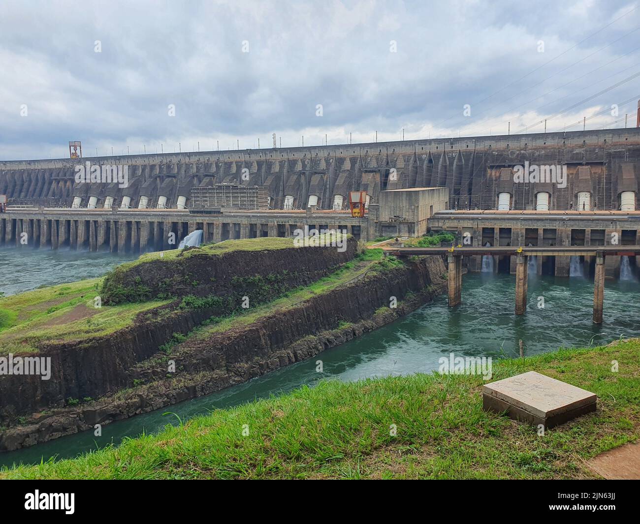 Barrage hydroélectrique d'Itaipu Banque D'Images