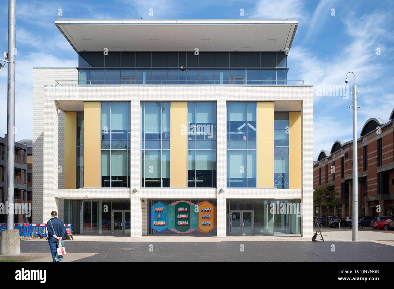 Un nouvel édifice prestigieux à Center Square Middlesbrough Cleveland, Royaume-Uni, à côté des tribunaux Banque D'Images