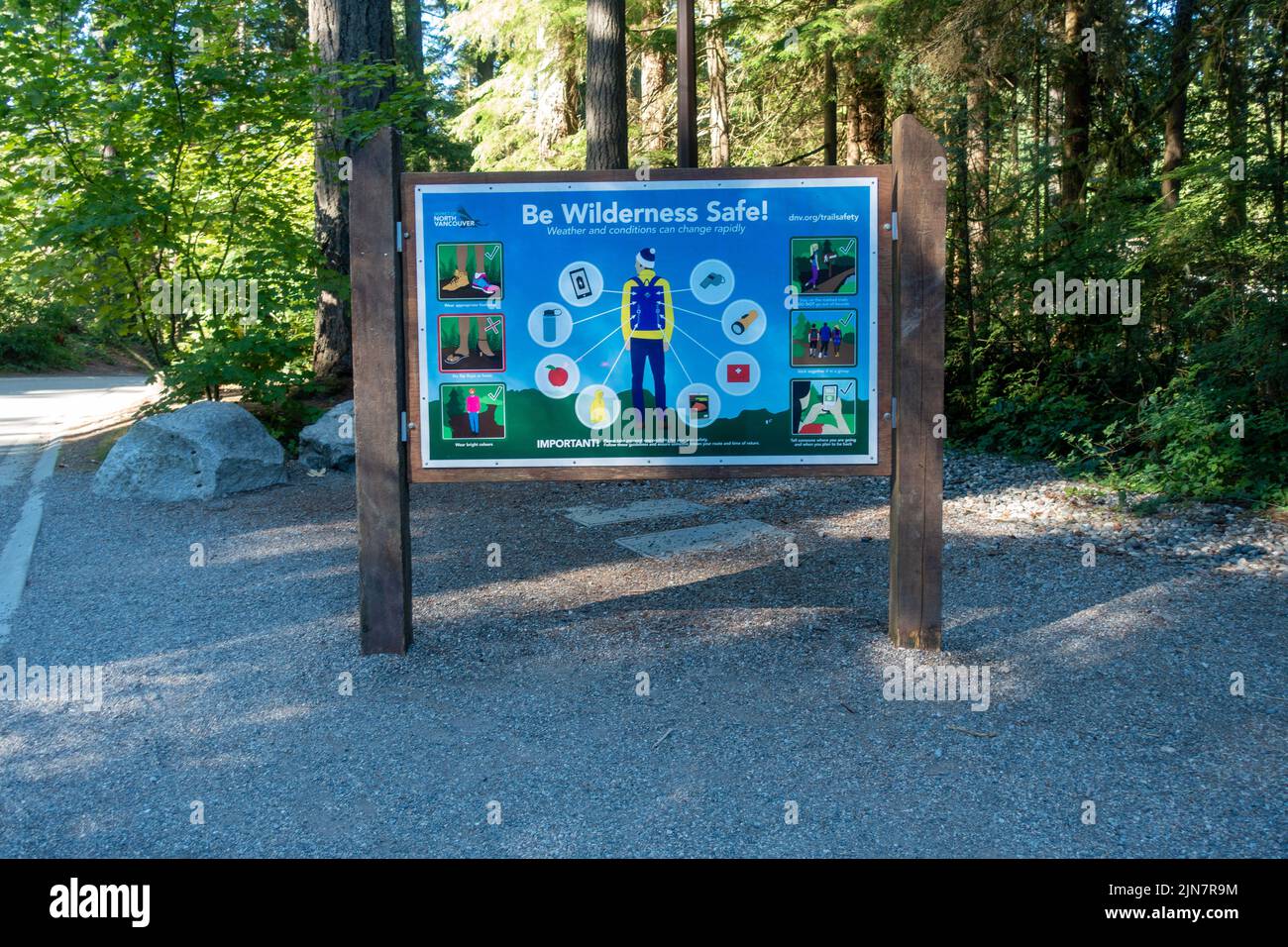 Rappel du comité de sécurité du parc Lynn Canyon Banque D'Images Rappel du comité de sécurité du parc Lynn Canyon Banque D'Images