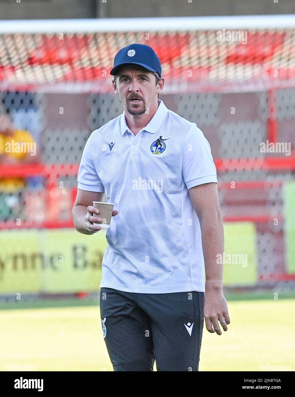 Joey Barton, directeur de Bristol Rovers, avant la coupe EFL Carabao Round One Match entre Crawley Town et Bristol Rovers au stade Broadfield , Crawley , Royaume-Uni - 9th août 2022 usage éditorial uniquement. Pas de merchandising. Pour les images de football, les restrictions FA et Premier League s'appliquent inc. Aucune utilisation Internet/mobile sans licence FAPL - pour plus de détails contactez football Dataco : Banque D'Images