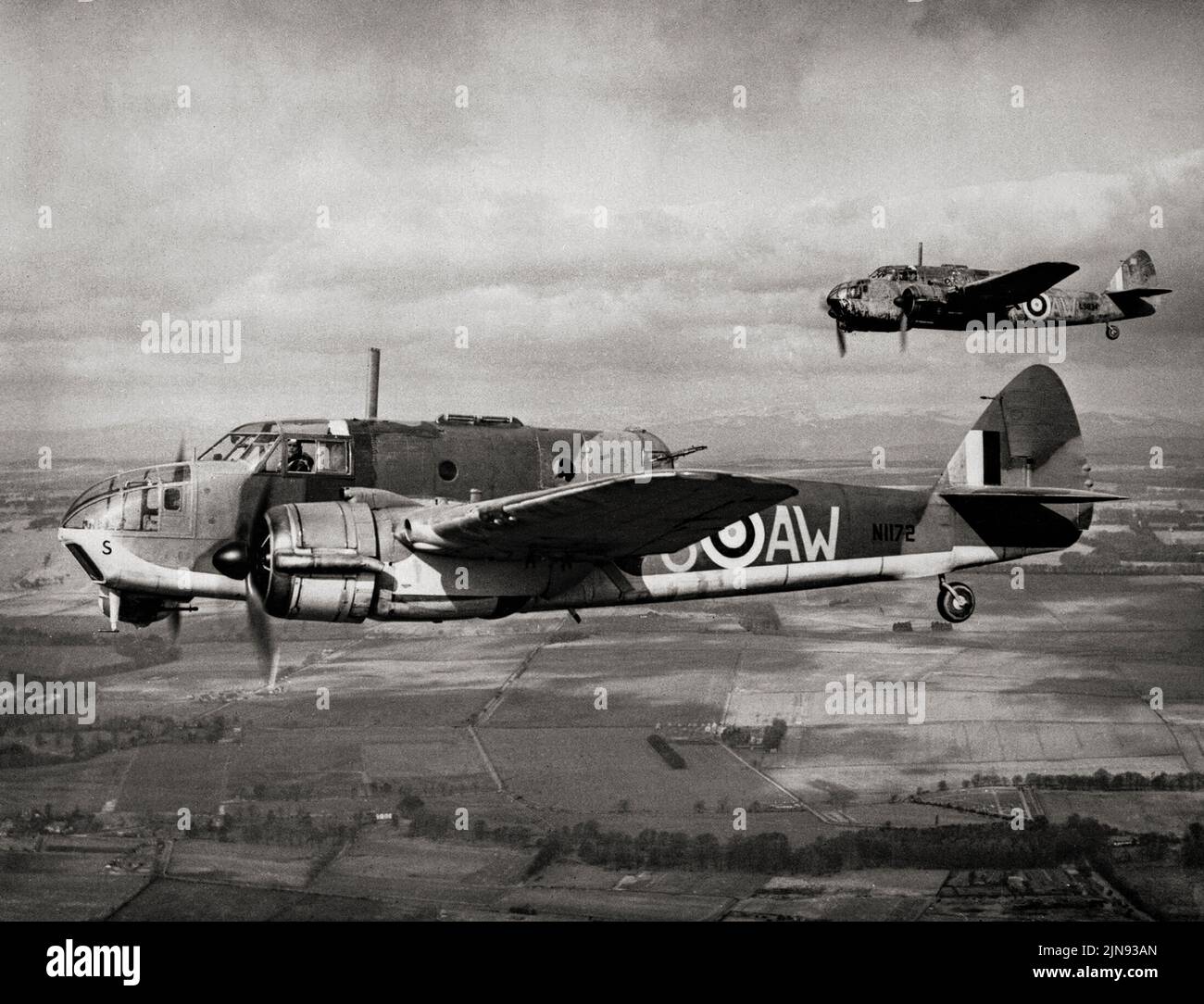 Beaufort Mark est de l'escadron no 42 RAF, basé à la RAF Leuchars, Fife, sur la côte est de l'Écosse. En vol. Le Beaufort était un bombardier britannique à torpille à double engine. Ils ont d'abord vu le service avec le Commandement côtier de la Royal Air Force, puis le bras aérien de la Royal Navy Fleet de 1940 utilisé comme bombardiers torpilles, bombardiers conventionnels et couches de mines jusqu'en 1942, quand ils ont été retirés du service actif. Banque D'Images