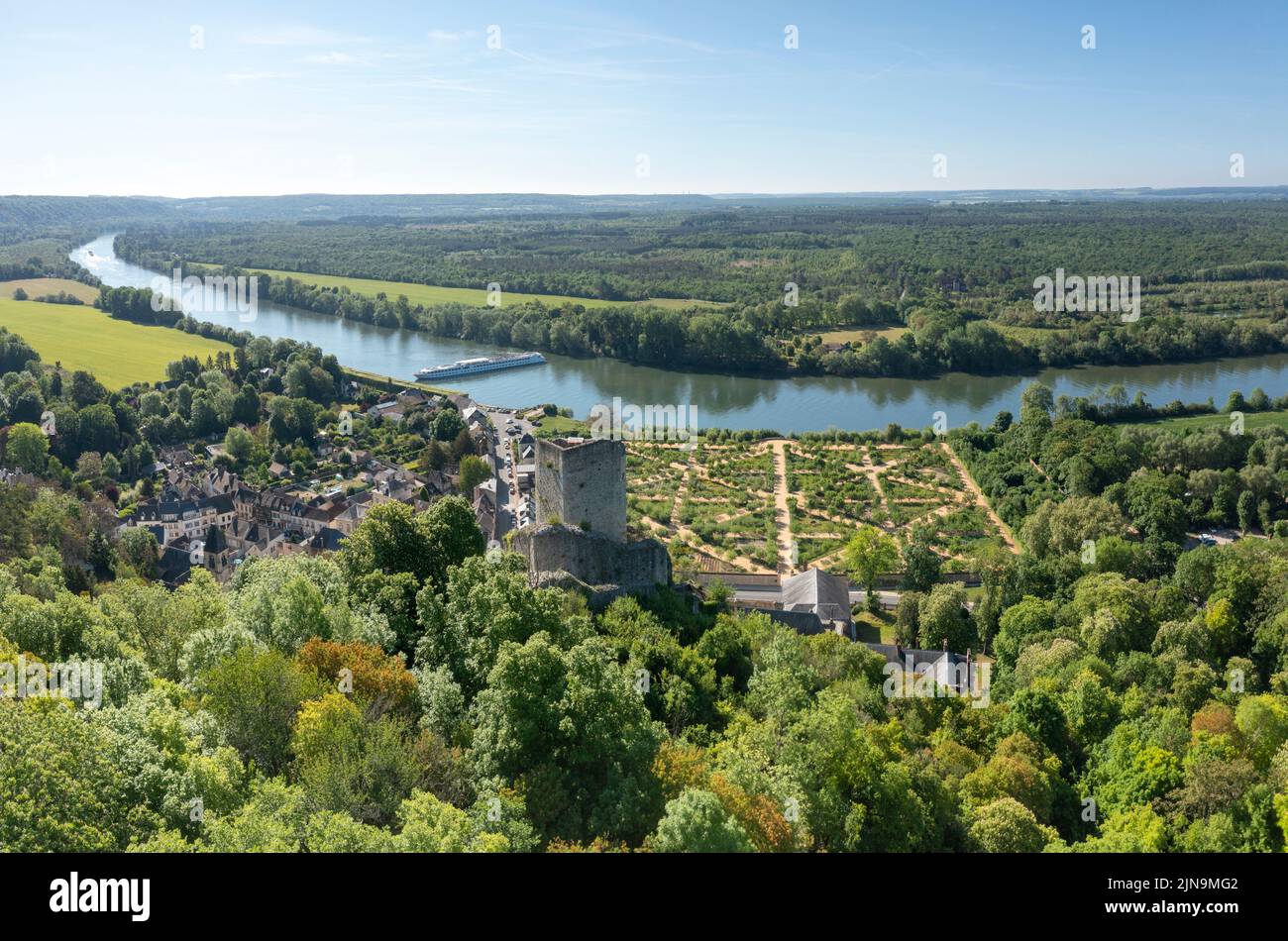 France, Val d'Oise, Parc naturel régional du Vexin Francais, la Roche Guyon, étiqueté les plus Beaux villages de France (les plus beaux villages de F Banque D'Images