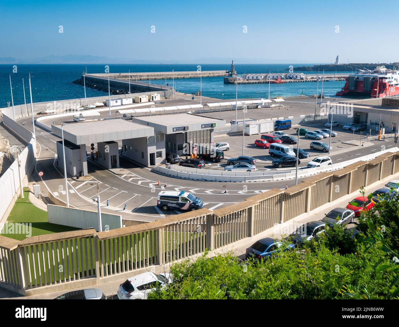 Port de Tarifa, Andalousie, Espagne, Europe. Tarifa offre Un service de ferry pour le Maroc, l'Afrique et est le port le plus au sud de l'Europe. Banque D'Images