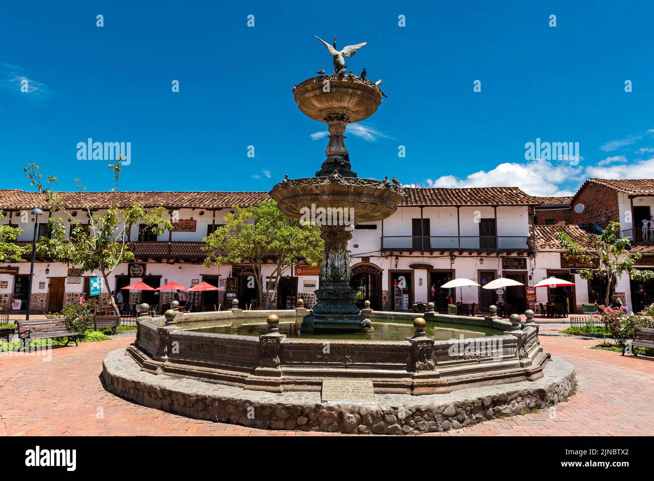 Santa Fe de Antioquia - Colombie. 29 juillet 2022. La municipalité occidentale du département d'Antioquia, est connue pour ses bâtiments coloniaux et ses rues pavées Banque D'Images