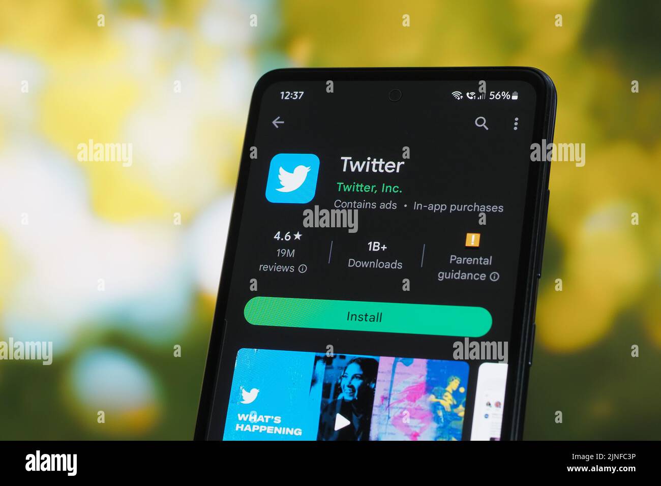 Galati, Roumanie - 11 juillet 2022 : application Twitter disponible sur Google Play Store pour Android Banque D'Images