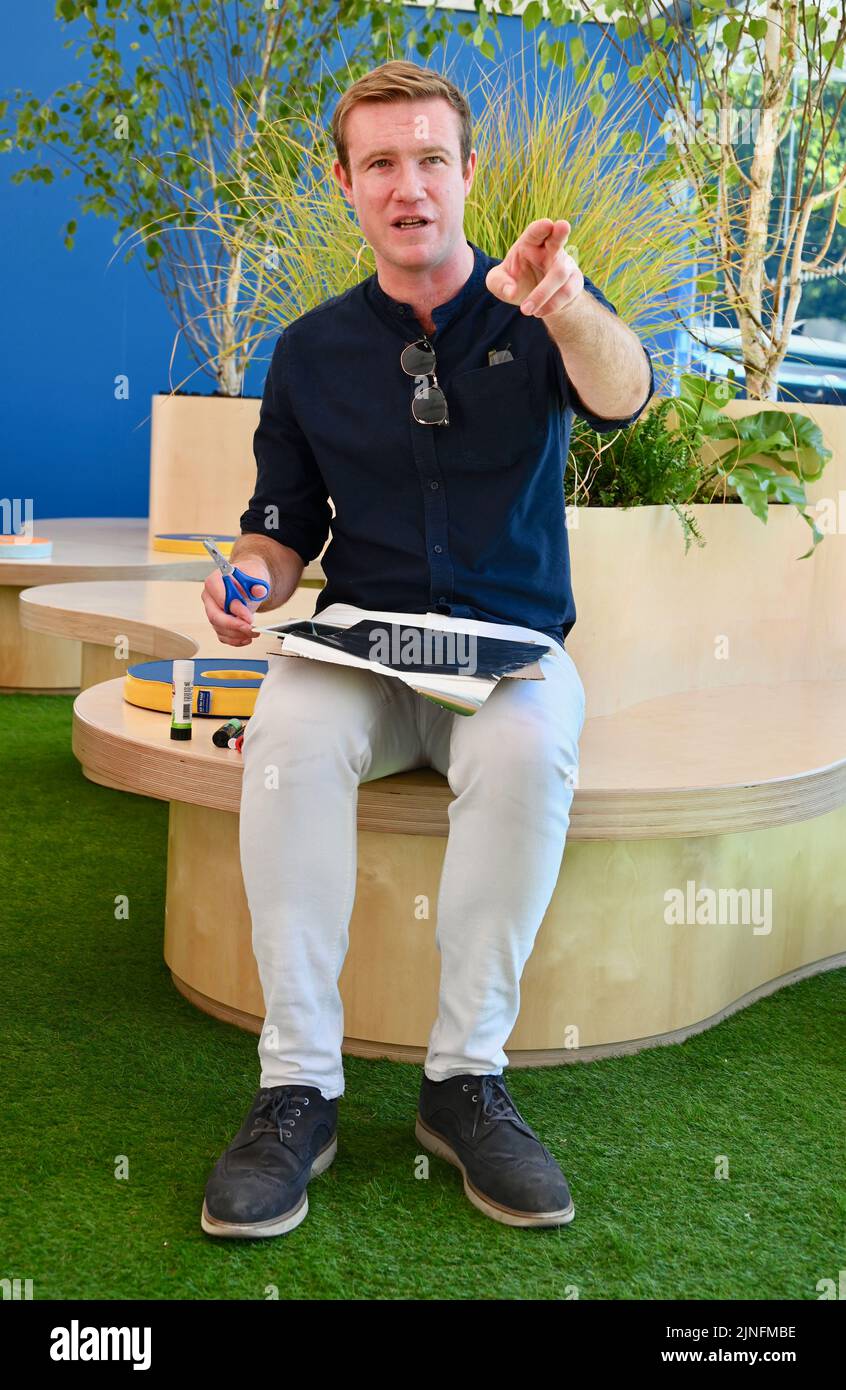 Londres, Royaume-Uni. CLR Tim Rocha, membre du Cabinet pour les jeunes ...