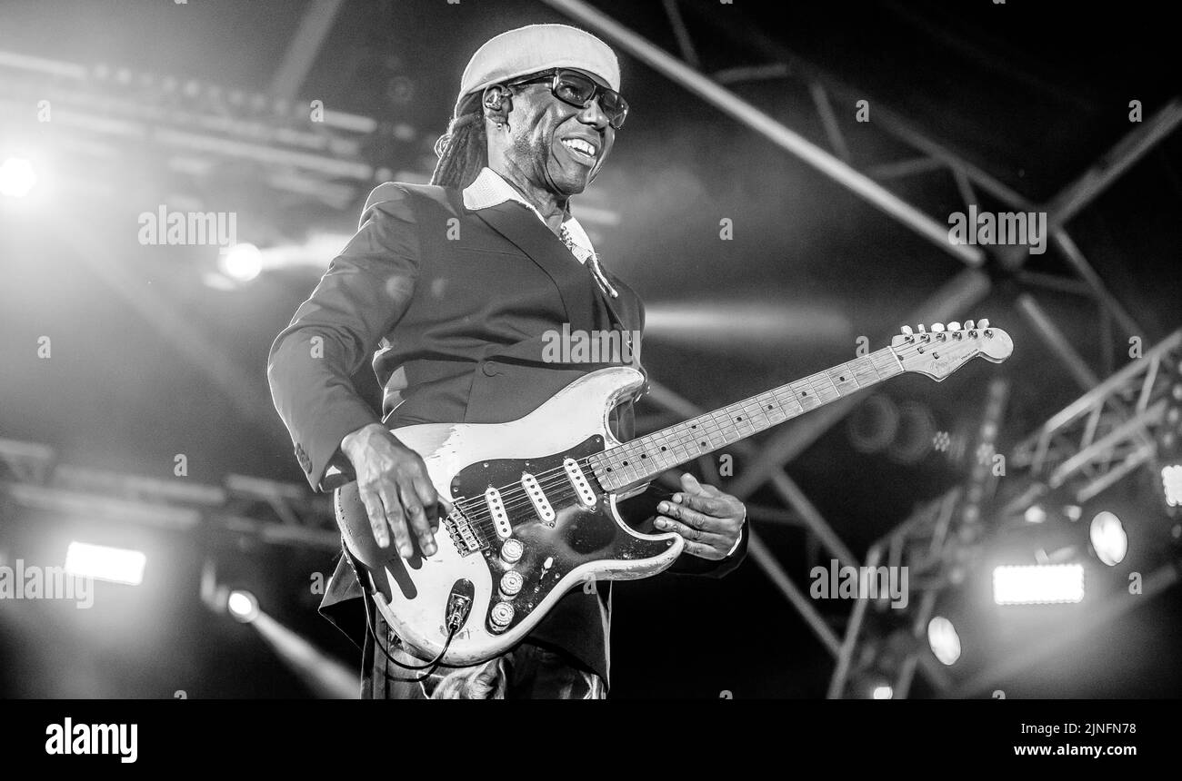 Nile Rodgers et chic au Carfest North le 24th juillet 2022. Banque D'Images