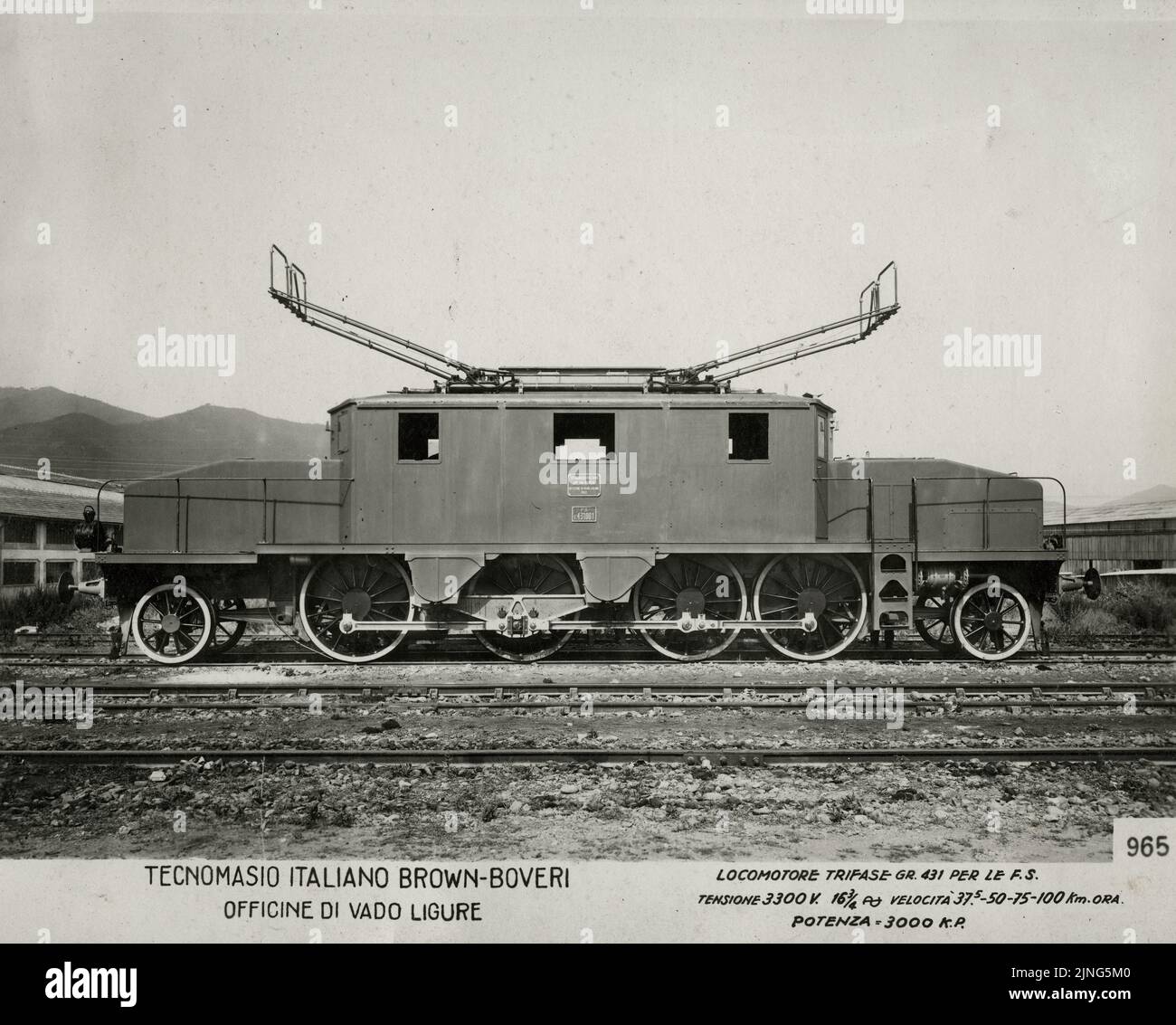Treni e Tram - Locomotore Trifase GR 431 Tecnomasio Italiano Brown-Boveri Officine di Vado Ligure 1924 Banque D'Images