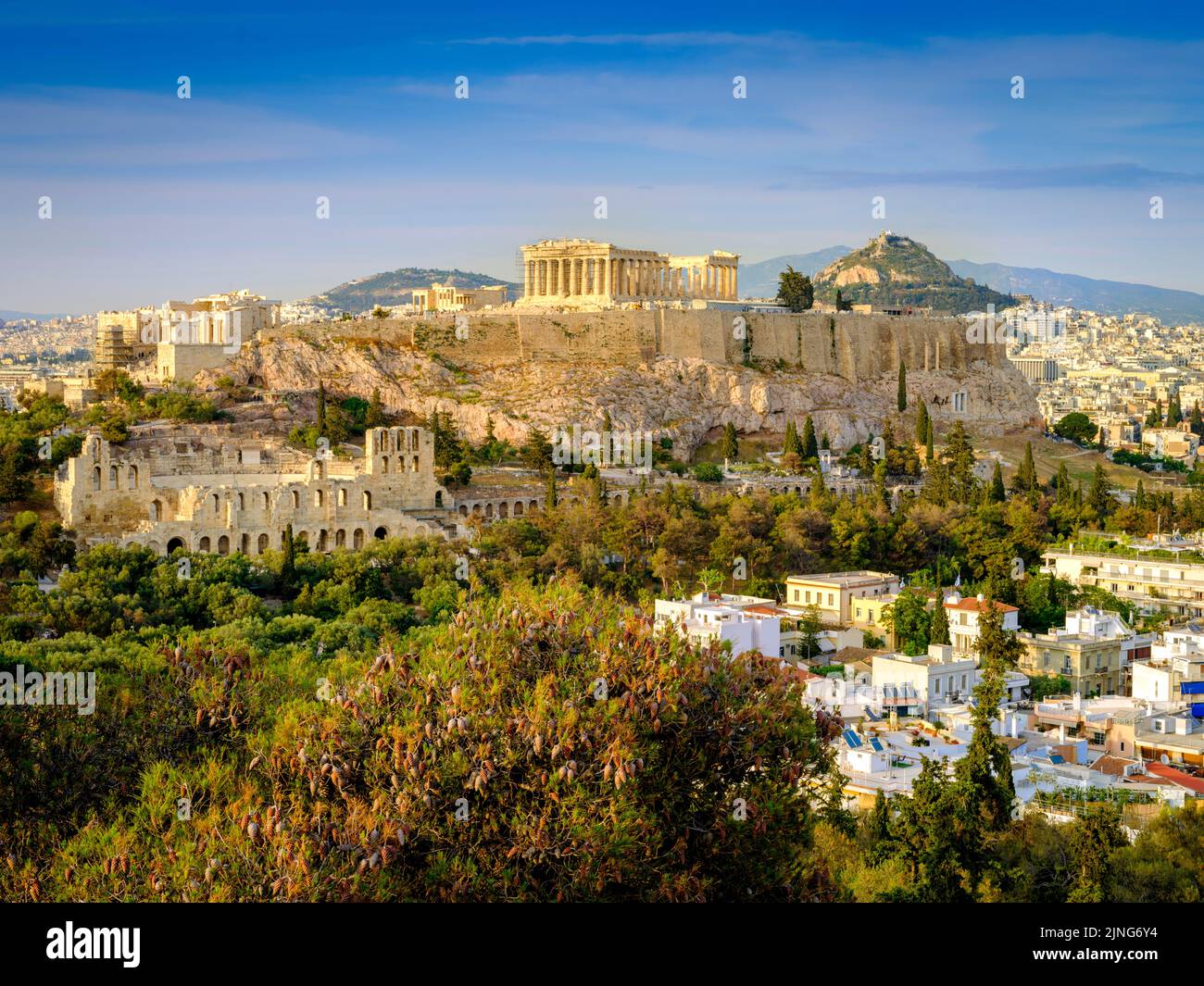 Vues sur les ruines du temple de Parthénon et la ville Acropolis, site classé au patrimoine mondial de l'UNESCO, Athènes, Grèce, Europe Banque D'Images