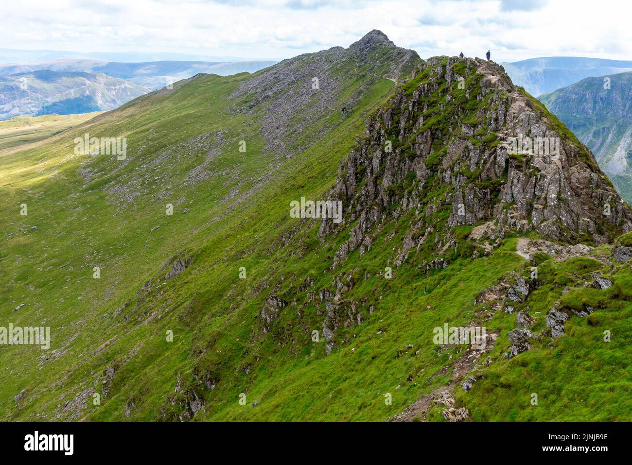 National Park Lake District, Helvellyn Hills, vue tout en grimpant le lac Thirlmere et Red Tarm, en traversant le bord striding et le bord de Swirral pendant le brouillard, 202 Banque D'Images