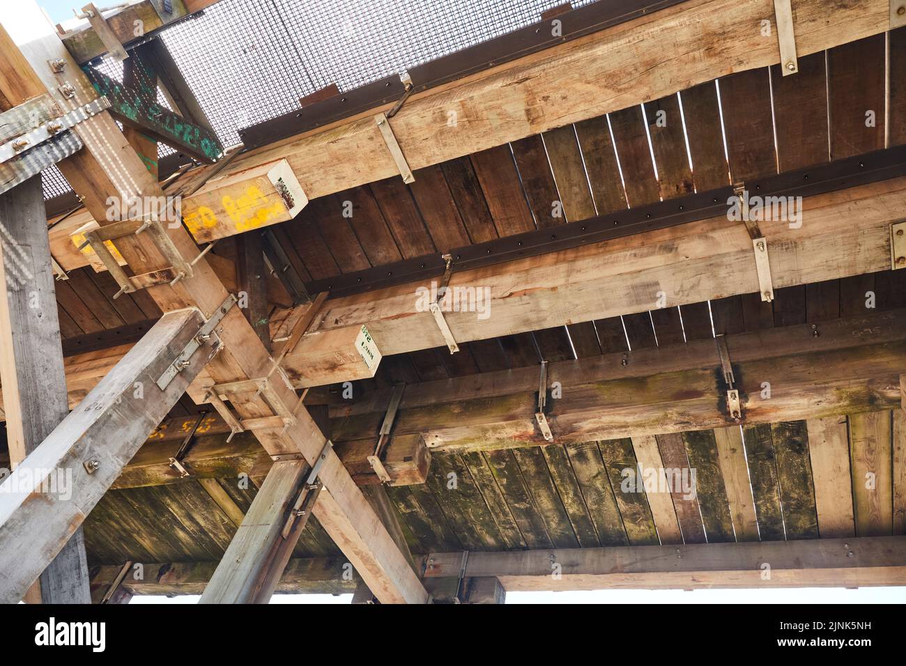 Travaux de restauration Barmouth Bridge Barmouth Gwynedd Wales UK Banque D'Images