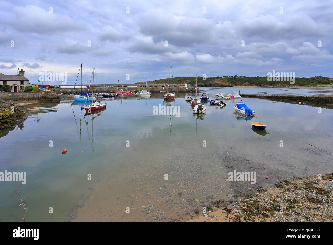 Port de Camaes Bay, île d'Anglesey, Ynys mon, pays de Galles du Nord, Royaume-Uni. Banque D'Images