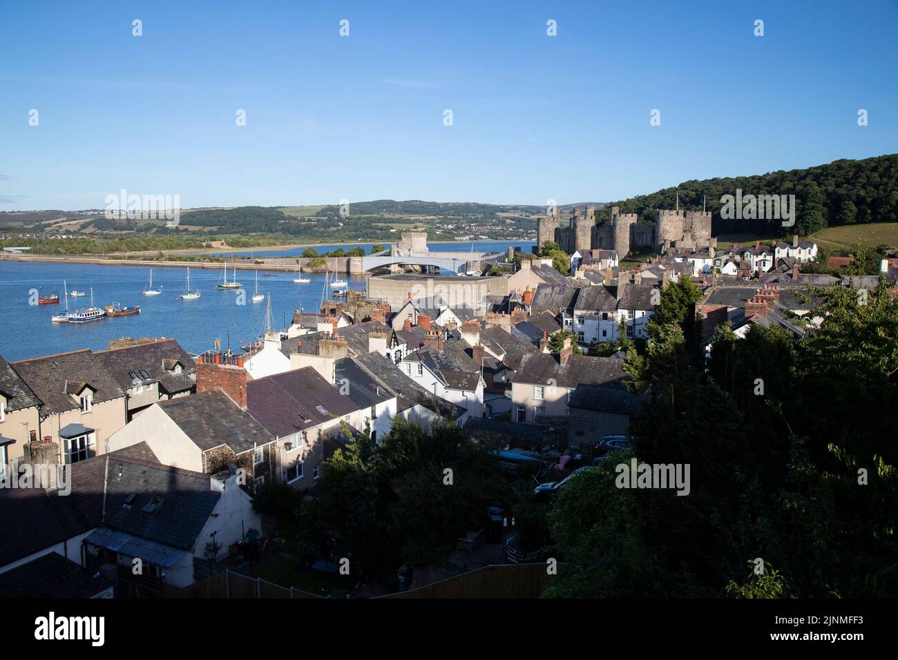 Conwy Château et la ville fortifiée de Conwy (Aberconwy) pays de Galles construite en 1283 par Edward 1st et une forteresse médiévale dans un excellent état de préservation Banque D'Images