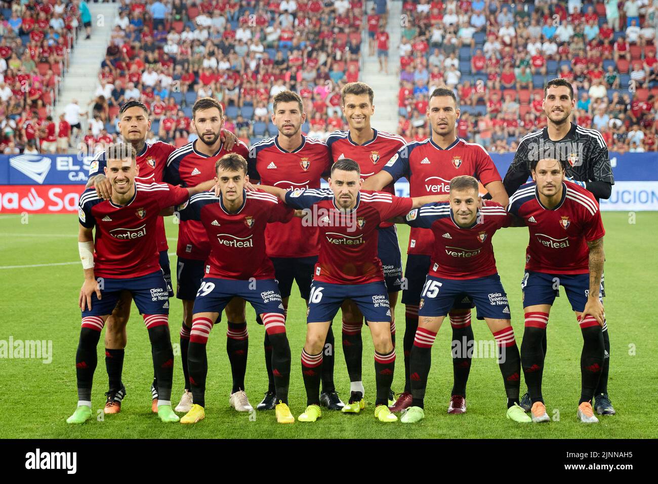 Pampelune, Espagne. 12th août 2022. Équipe titulaire de la CA Osasuna vu avant le football espagnol de la Liga Santander, match entre CA Osasuna et Sevilla CF au stade Sadar. (Notes finales; CA Osasuna 2:1 Sevilla CF) (photo de FERNANDO PIDAL/SOPA Images/Sipa USA) crédit: SIPA USA/Alay Live News Banque D'Images