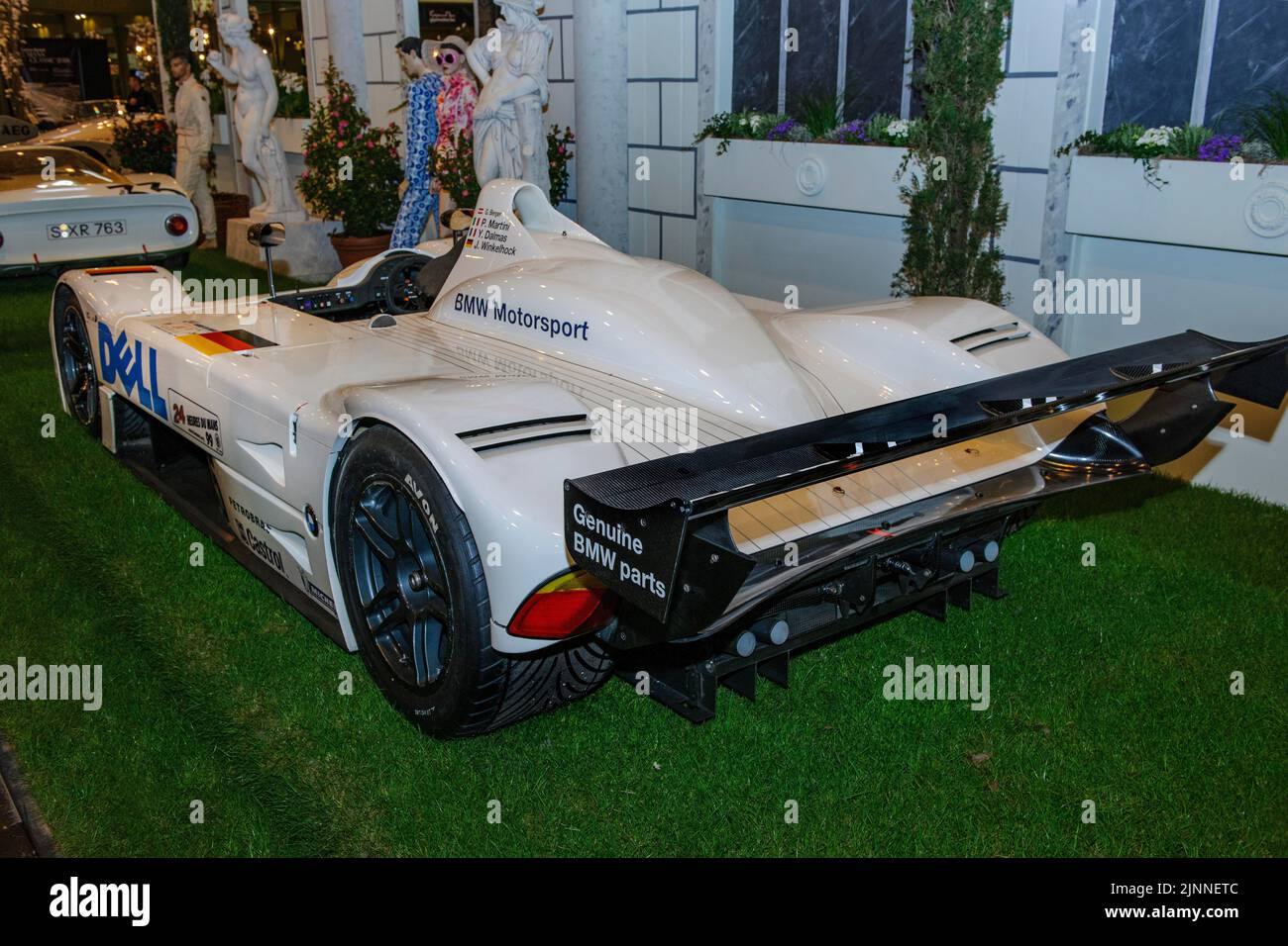 Voiture de course historique BMW V12 LMR le Mans pour 24h 24 heures de course en 90s 1999 avec pneus de pluie, Messe Techno Classica, Essen, Rhénanie-du-Nord-Westphalie Banque D'Images