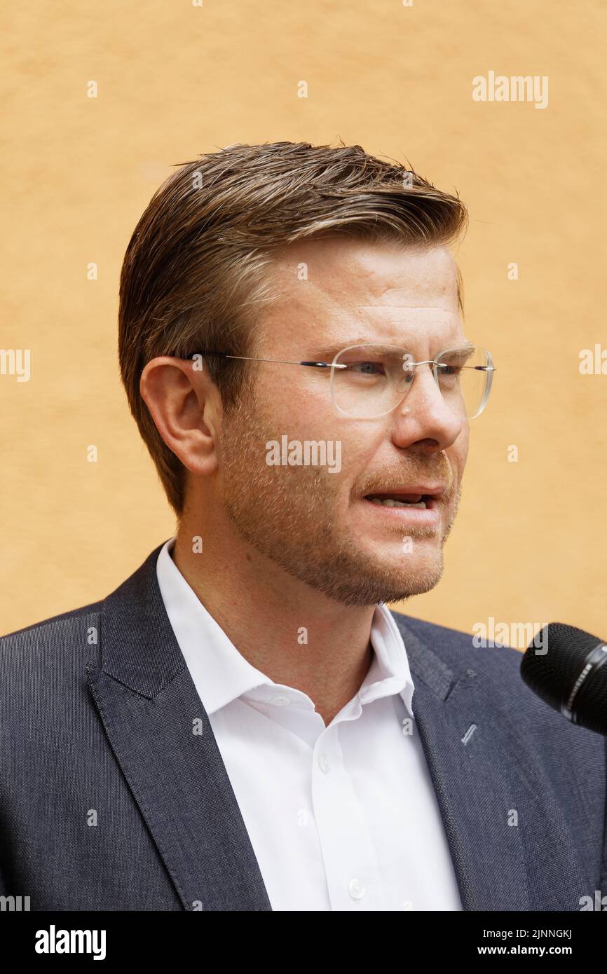 Lord Mayor Marcus Koenig, portrait, en tant que patron de la régate d'aviron court au Club d'aviron de Nuremberg, Nuremberg, moyenne-Franconie Banque D'Images