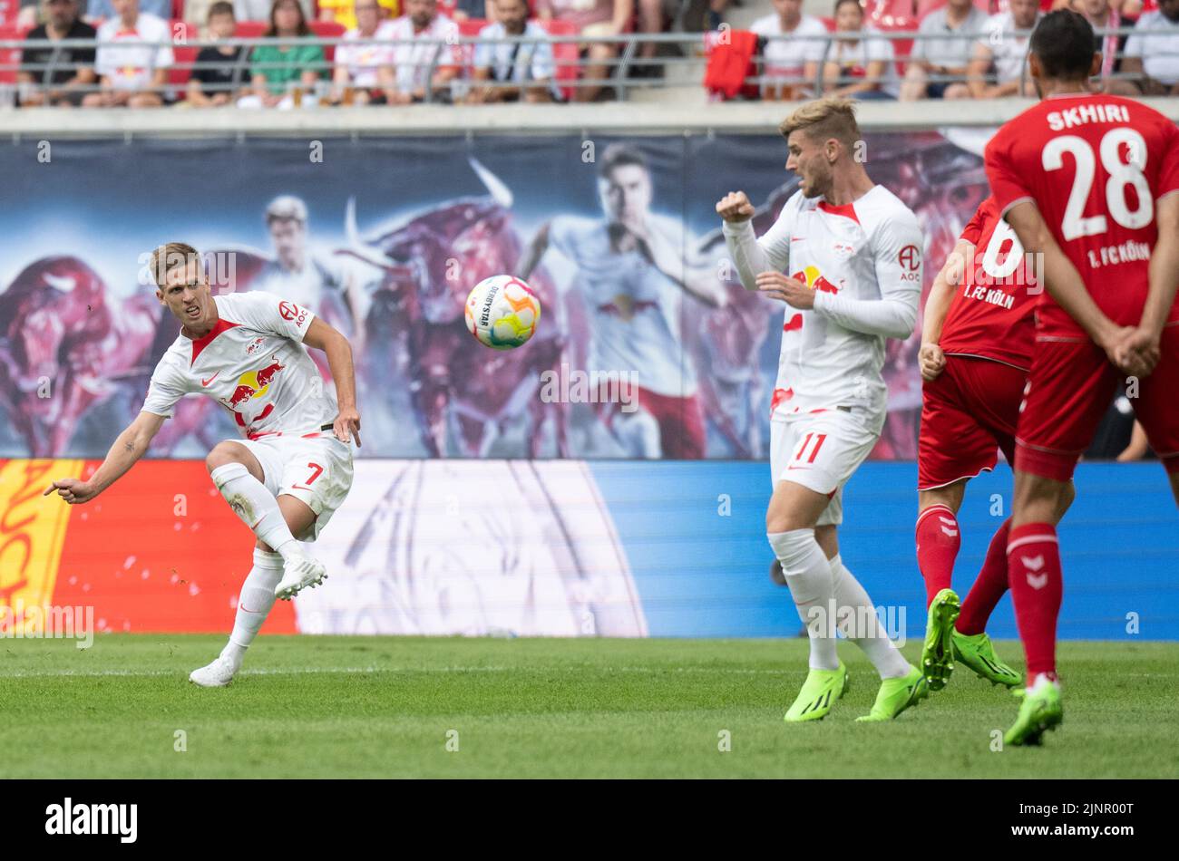 Leipzig, Allemagne. 13th août 2022. Football: Bundesliga, RB Leipzig - 1.  FC Köln, Matchday 2, Red Bull Arena. Dani Olmo de Leipzig (de gauche à  droite) a coté de Timo Werner pour