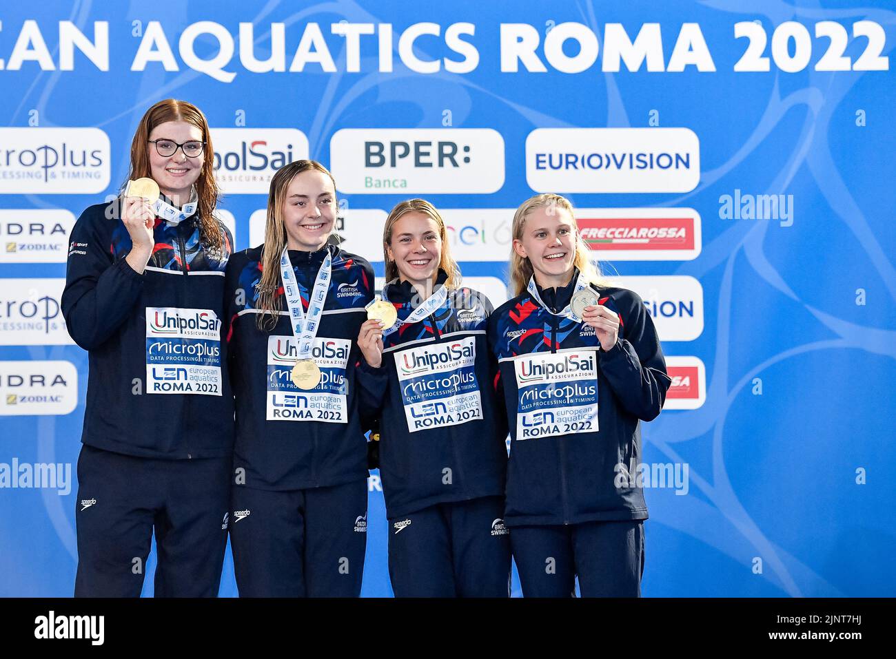 Roma, Italie. 13th août 2022. GRANDE-BRETAGNE, HOPE Lucy, HOPKIN Anna, HARRIS Medi, ANDERSON Freya, Médaille d'or 4x100m Freestyle femmes natation Roma, 13/8/2022 Stadio del Nuoto XXVI LEN European Championships Roma 2022 photo Andrea Staccioli/Deepbluemedia/Insidefoto crédit: Insidefoto di andrea staccioli/Alay Live News Banque D'Images