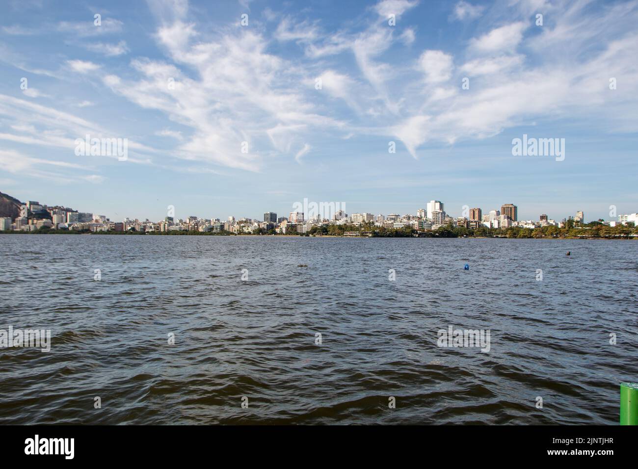 Le lagon Rodrigo de Freitas à Rio de Janeiro. Banque D'Images