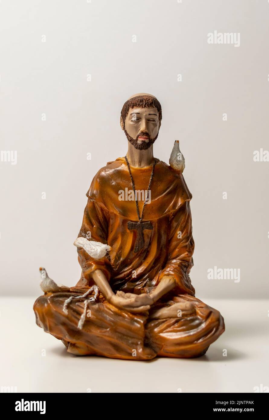 Statue Saint-François Avec Mangeoire Oiseaux - Décoration Jardin Résine 30cm | Pour Patio, Pelouse Et Cour