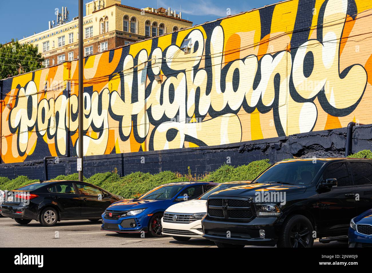 Poncey Highland peint murale murale murale murale murale Brian Kaspr à la Plaza on Ponce dans le quartier de Poncey Highland à Atlanta, Géorgie. (ÉTATS-UNIS) Banque D'Images