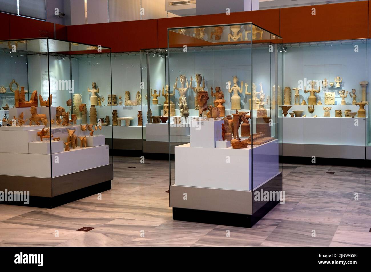 Divers poteries dans le musée archéologique d'Héraklion en Crète Grèce Banque D'Images