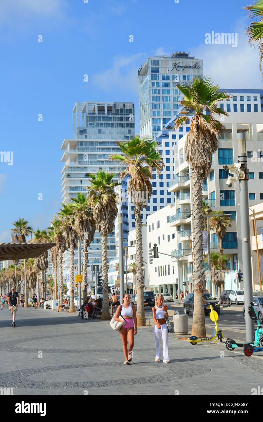 La pittoresque promenade en bord de mer de tel-Aviv, Israël. Banque D'Images