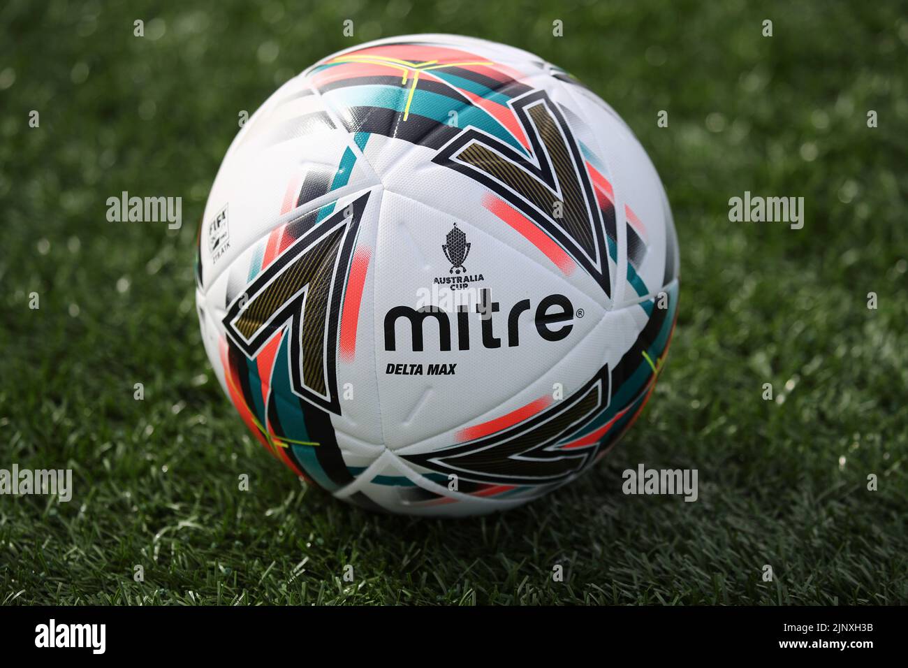 14 août 2022, Sydney United Sports Center, Sydney Australia: Australia Cup Sydney United 58 FC versus Western United: Ballon de match officiel pour la coupe d'Australie Banque D'Images