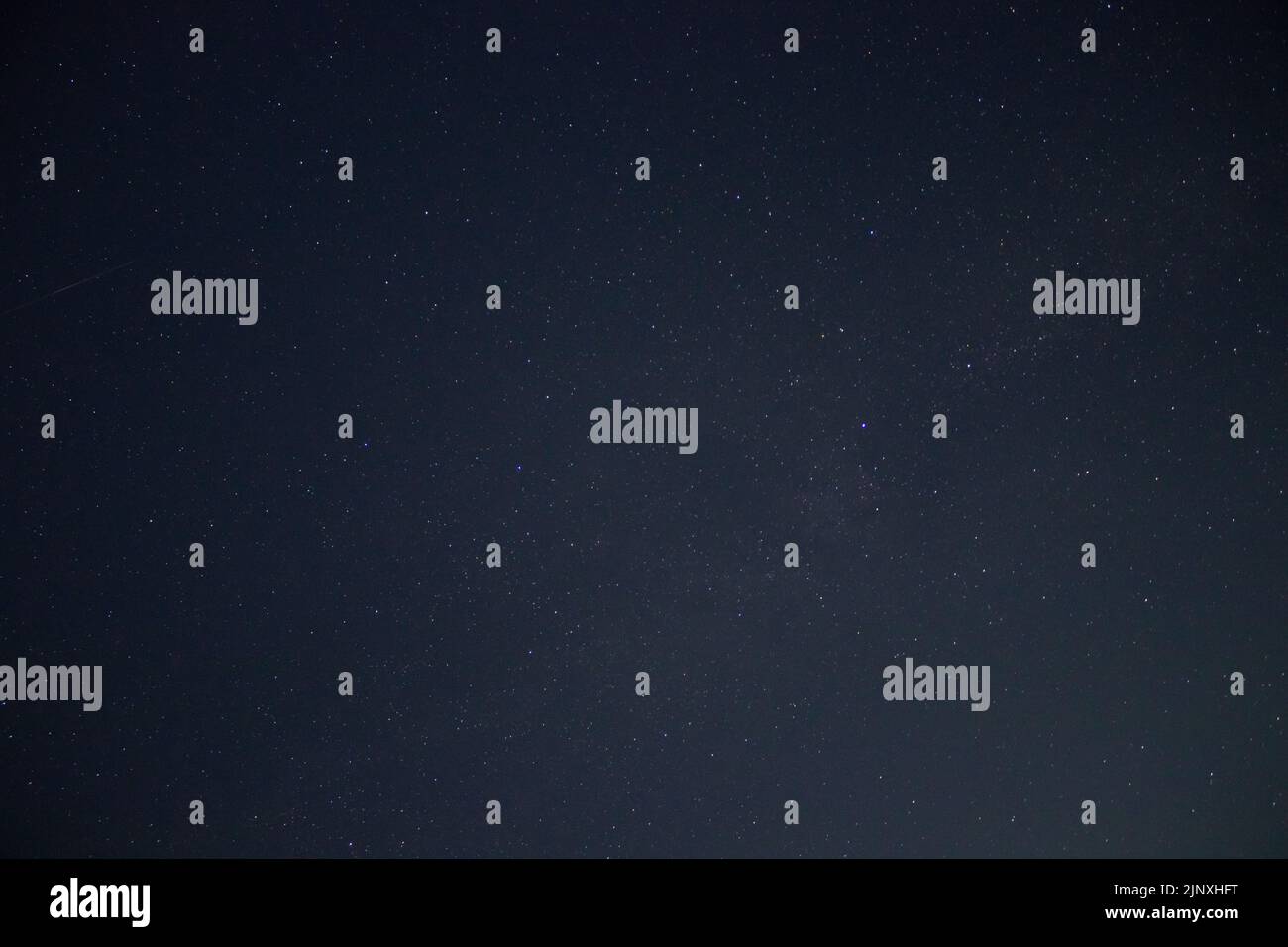 vue-sur-les-toiles-de-la-voie-lact-e-nature-paysage-d-t-douche