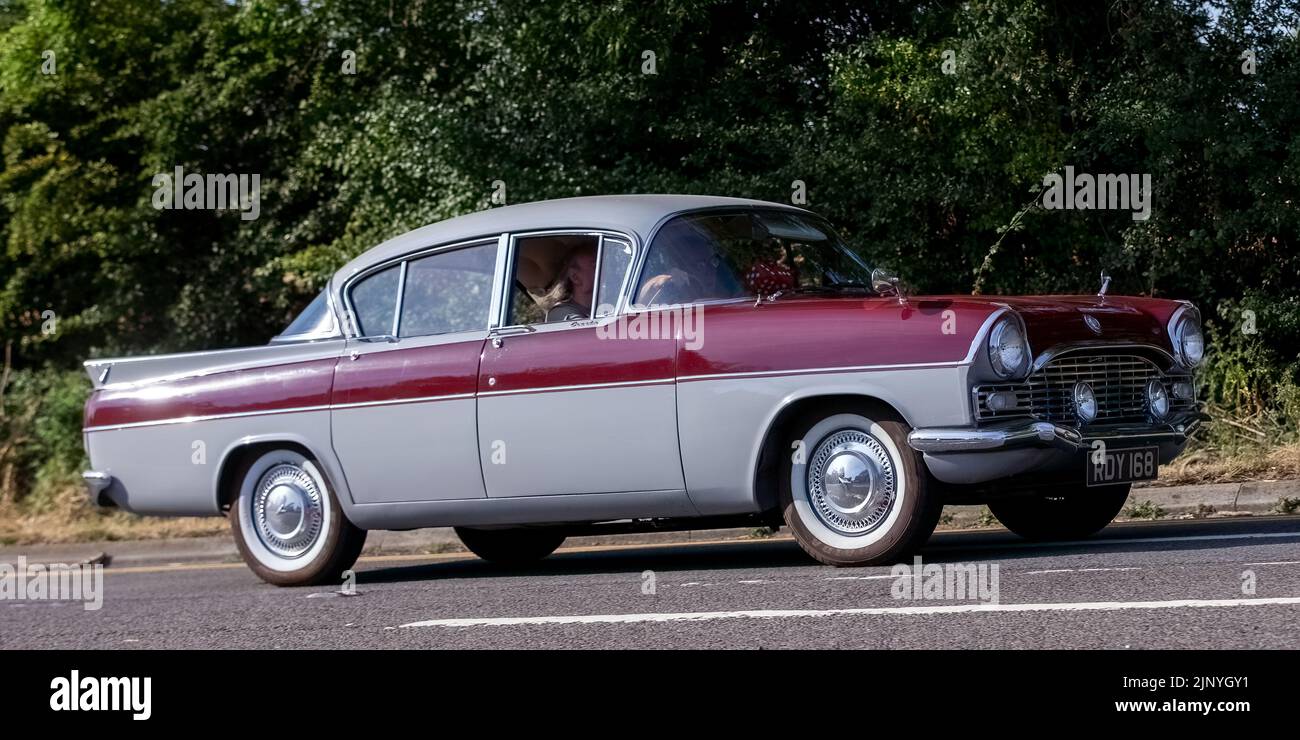 1961 Vauxhall Cresta voiture classique Banque D'Images