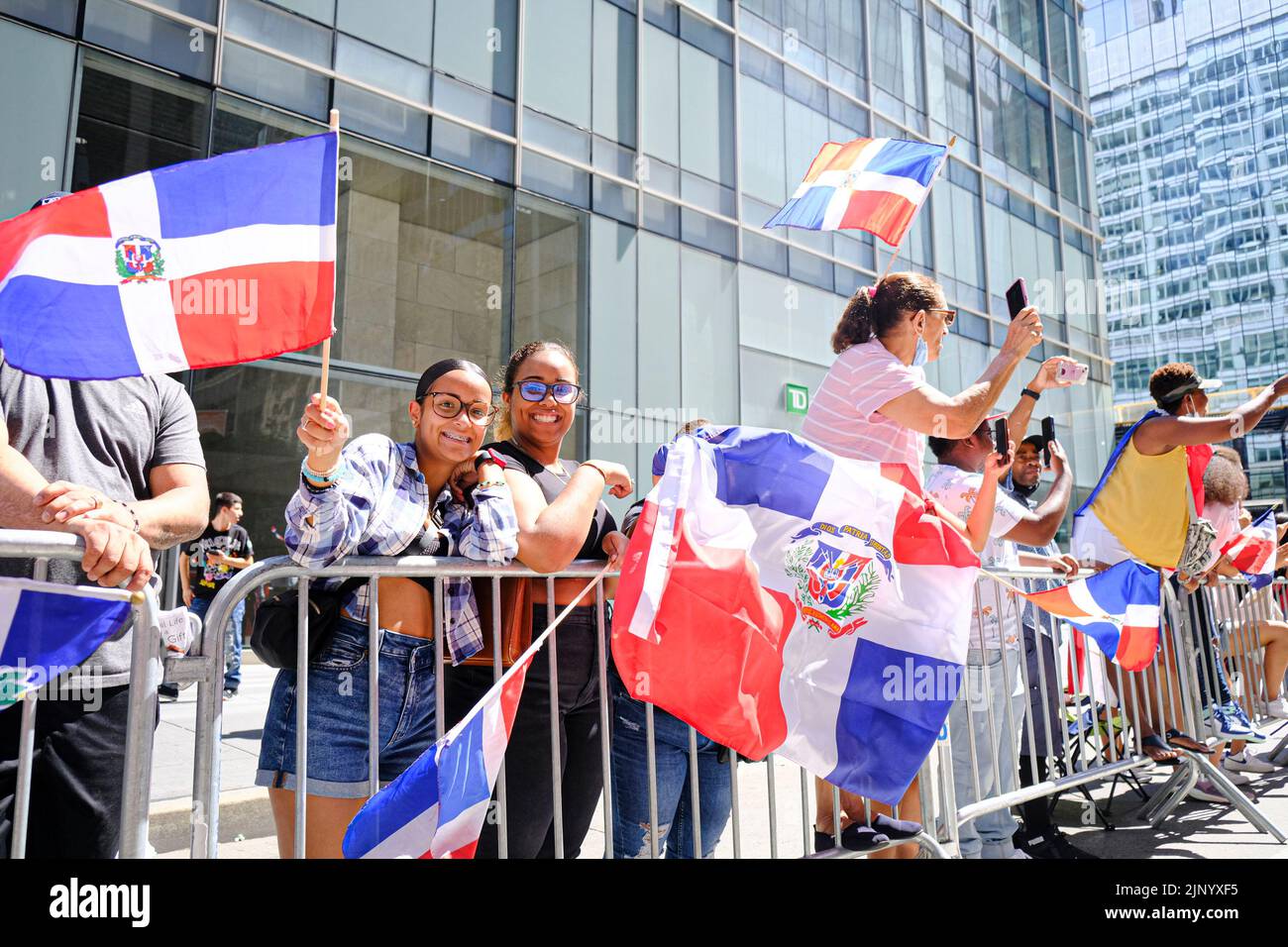 New York, NY, États-Unis. 14th août 2022. Participants à la parade de la journée dominicaine 40th à Midtown Manhattan sur 14 août 2022 à New York. Crédit : Katie Godowski/Media Punch/Alamy Live News Banque D'Images