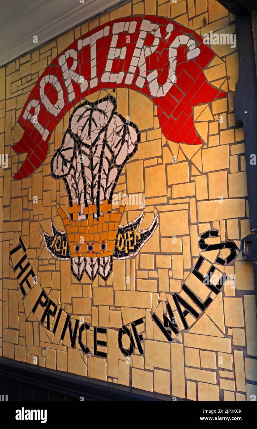 Porters ale House, le Prince de Galles, mur mosaïque , 33 Roe St, Macclesfield, Cheshire, ANGLETERRE, ROYAUME-UNI, SK11 6UT Banque D'Images