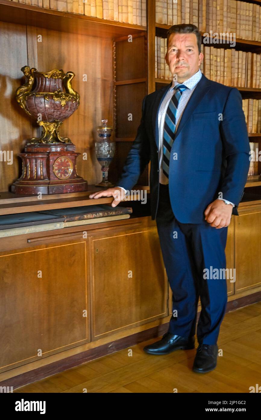 Prague, République tchèque. 15th août 2022. Le secrétaire d'Etat Miloslav Stasek, qui deviendra ambassadeur aux Etats-Unis en septembre 2022, pose sur 15 août 2022, au ministère des Affaires étrangères de Prague, République tchèque. Crédit : vit Simanek/CTK photo/Alay Live News Banque D'Images