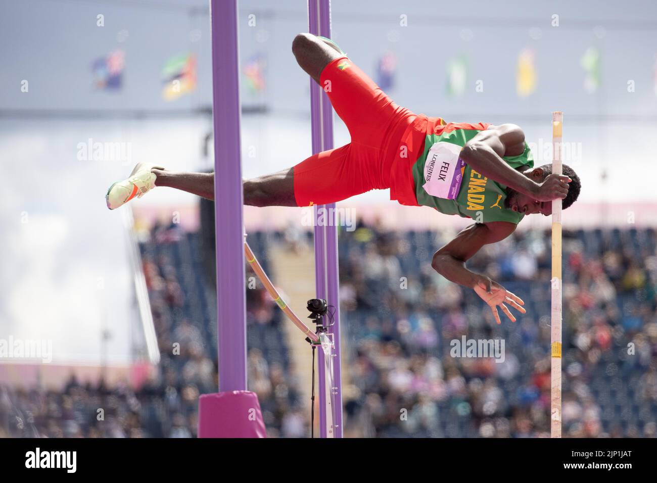 05-8-22 - Felix Kurt, Grenade, dans la voûte de la perche de décathlon masculine aux Jeux du Commonwealth de Birmingham 2022 au stade Alexander, Birmingham. Banque D'Images